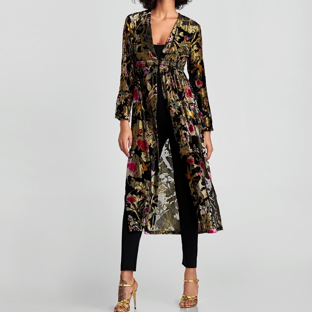 GORGEOUS ZARA Combined Floral Jacquard Kimono